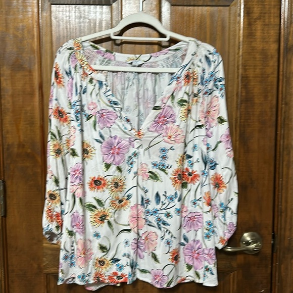 crown & ivy Tops - 💚LAST DAY💚 Crown & Ivy Top 3/4 Sleeve Size 1X